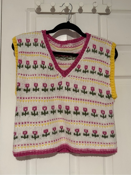 Handmade Sweaters - Hand Knit Floral Vest - M/L